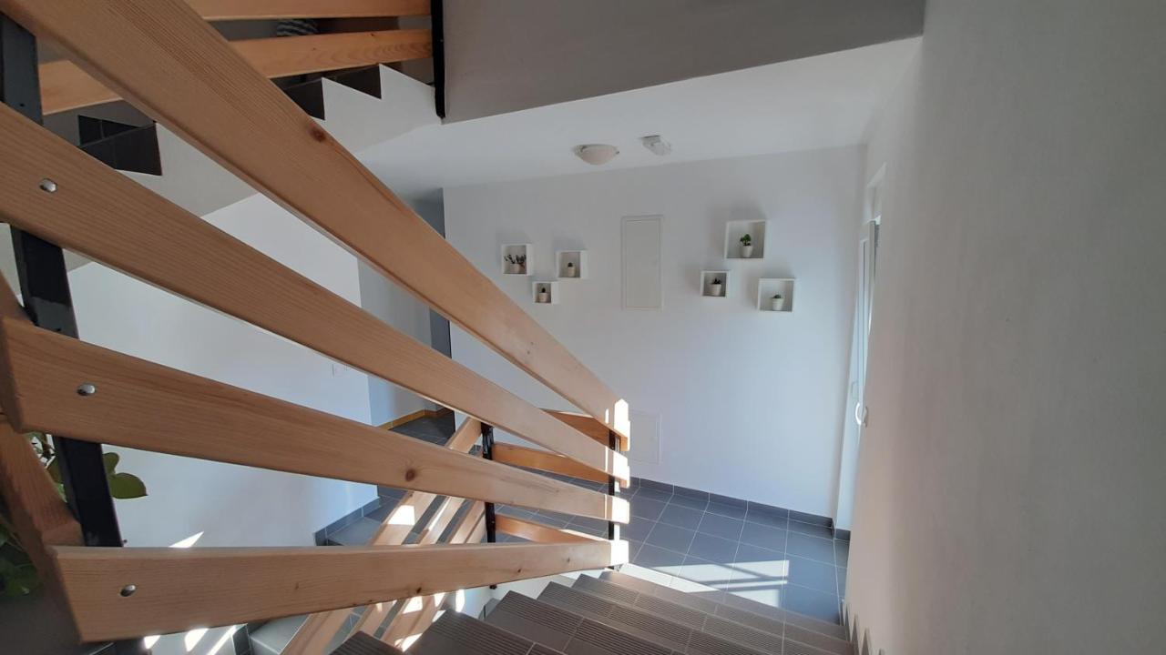 Posteja Rooms Zadar Eksteriør billede