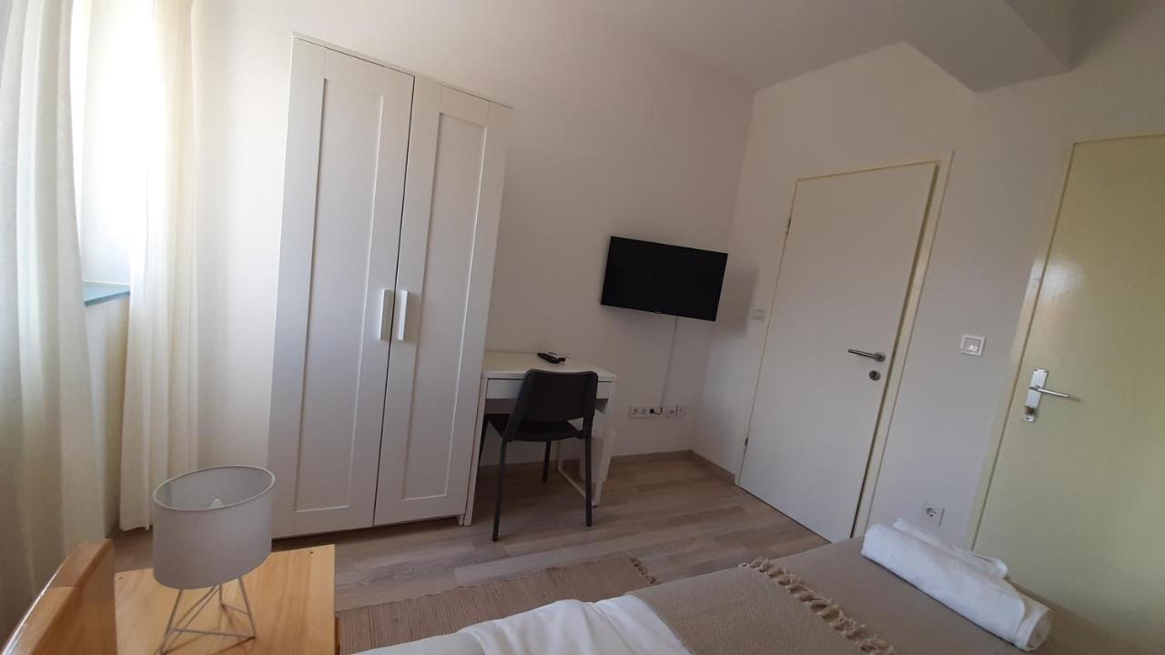 Posteja Rooms Zadar Eksteriør billede